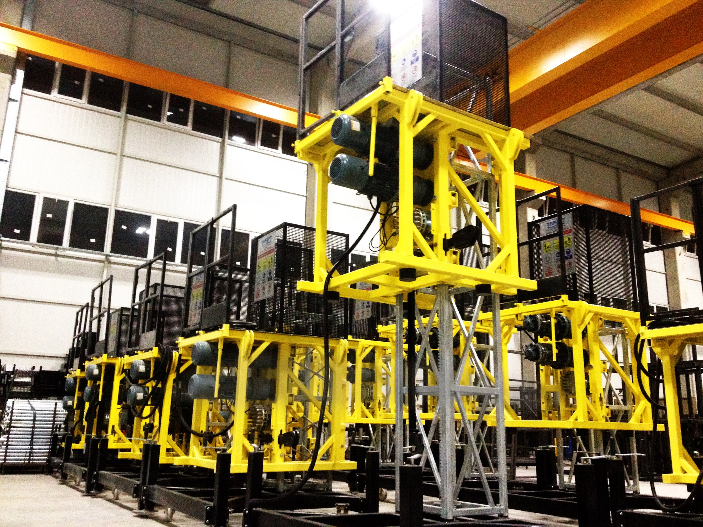 Installation af YP1500 bygghejs